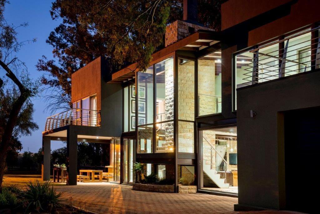 Middelwater Farm Hotel 블룸폰테인 외부 사진